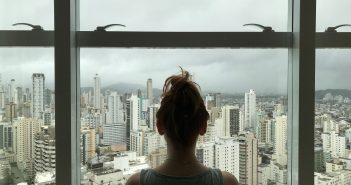 Ansiedad, miedo y estrés al salir de casa, ¿cómo gestionarlo? Gestionar el estrés al salir de casa